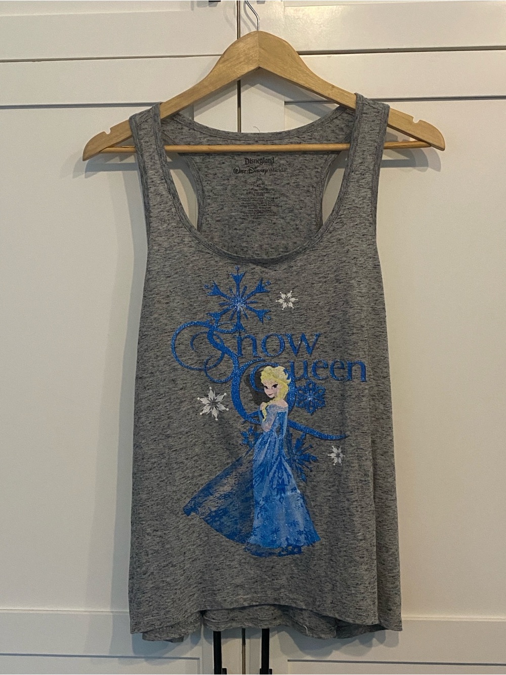 Disneyland Resort Walt DisneyWorld Frozen Gray Tank Top Elsa Snow Queen Sz XL